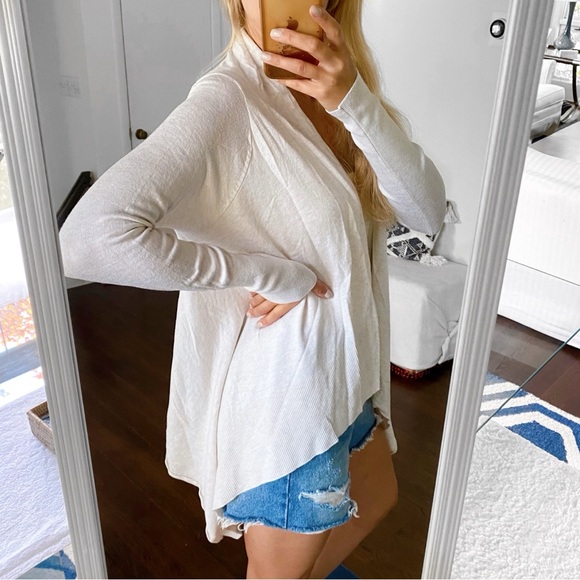 🐚 UP2FASHION OATMEAL IVORY ASYMMETRICAL CARDIGAN SWEATER! - Picture 4 of 10